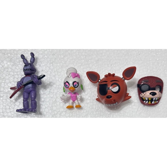 Five Nights Of Freddy Toy LOT Of 4 Foxy Head Rockstar Bonnie Glamrock Chica - Picture 1 of 9